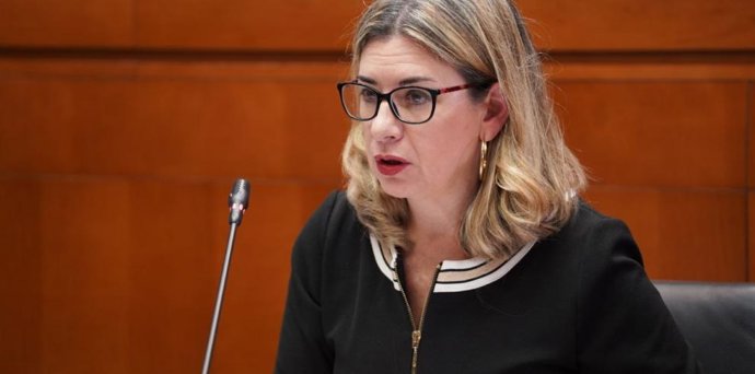 La consejera Claudia Pérez Forniés ha dado cuenta de las principales líneas del presupuesto del Departamento de Educación, Ciencia y Universidades.