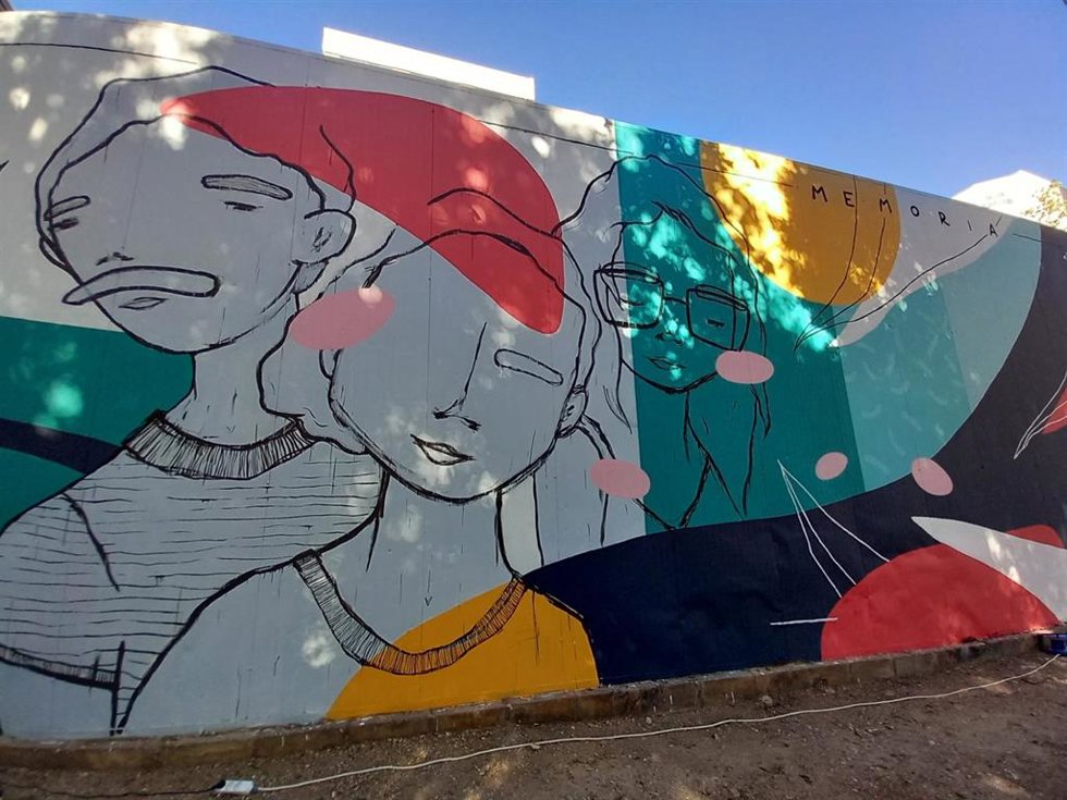 Nuevo Centro inaugura el mural Memoria para dar visibilidad a las personas con alzhéimer y sus familias y a la labor de AFAV