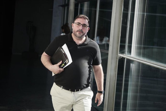 Archivo - El presidente del Parlamento de Navarra, Unai Hualde.