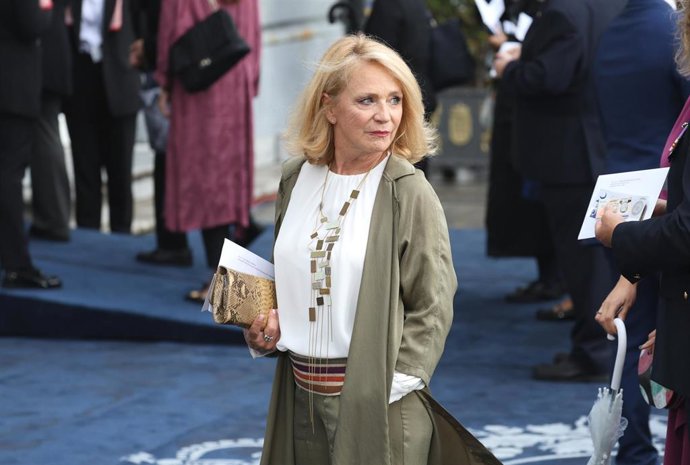 La periodista Elena Sánchez Caballero a su llegada a la entrega de los Premios Princesa de Asturias 2023', a 20 de octubre de 2023, en Oviedo (España).