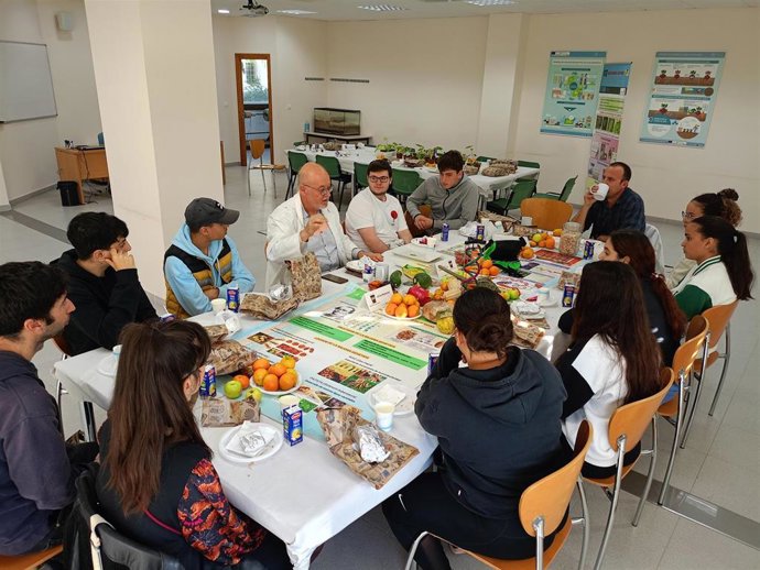 Café con ciencia celebrado en Ifapa La Mojonera (Almería).