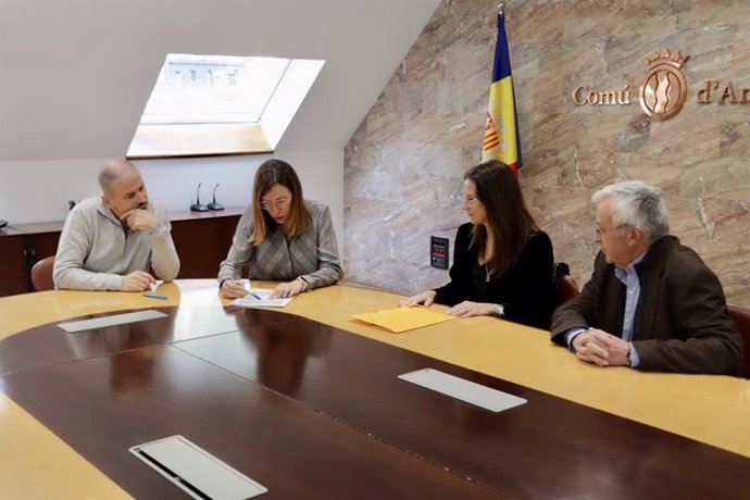 Momento en que Demòcrates entraba la lista en el comú de Andorra la Vella