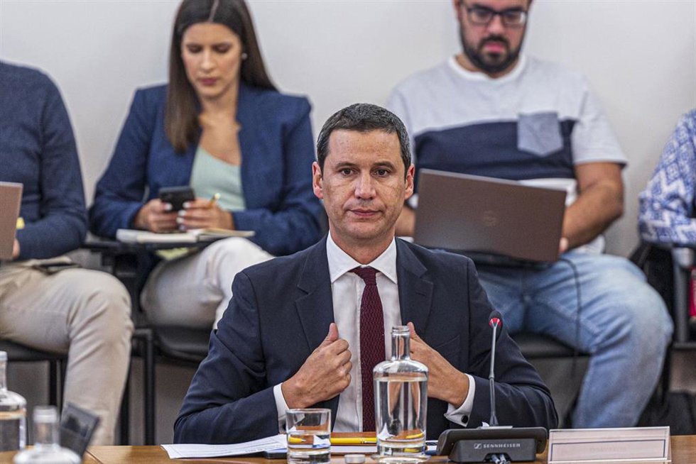 Archivo - El ministro de Infraestructuras de Portugal, Joao Galamba.