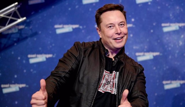 Darren Aronofsky dirigirá un biopic de Elon Musk