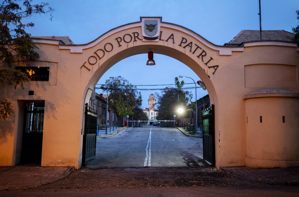Entrada principal del cuartel de Carabanchel, a 11 de noviembre de 2023, en Madrid (España). 