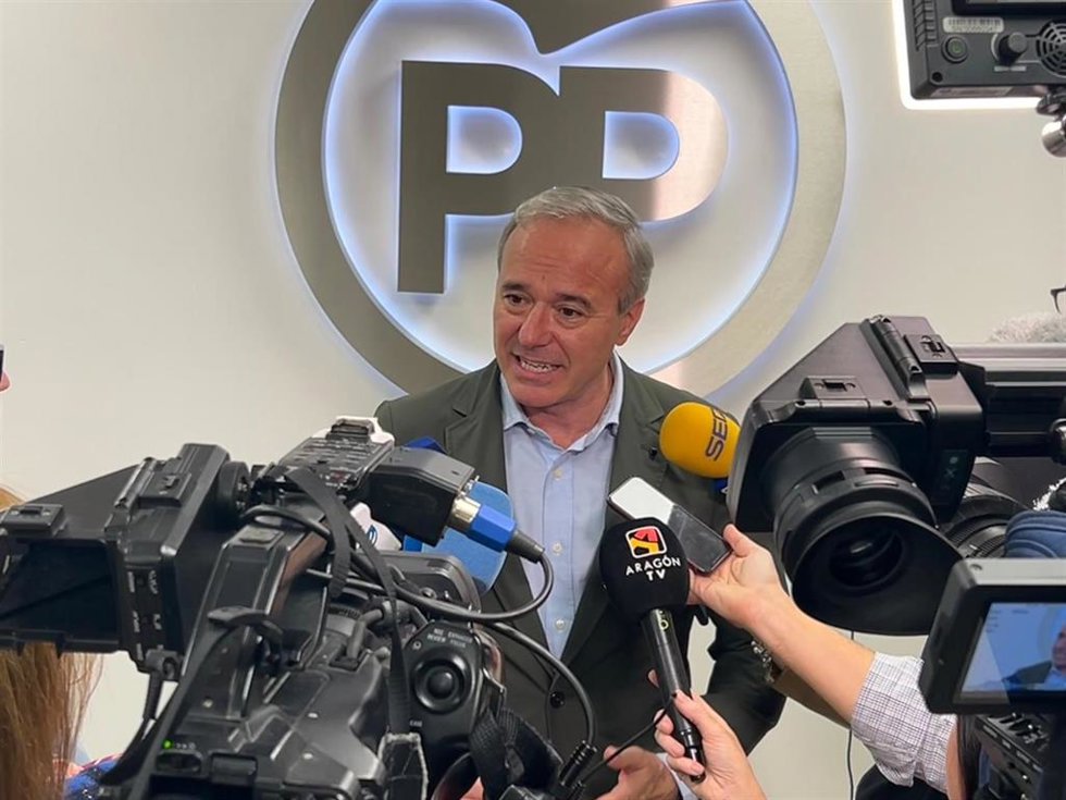 Azcón afirma que hará "lo que se necesario" para que Stellantis Figueruelas se quede en Aragón