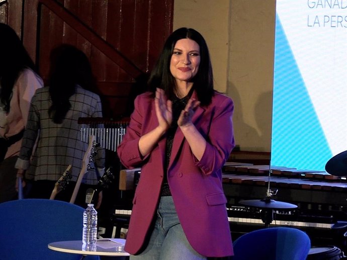 LAURA PAUSINI