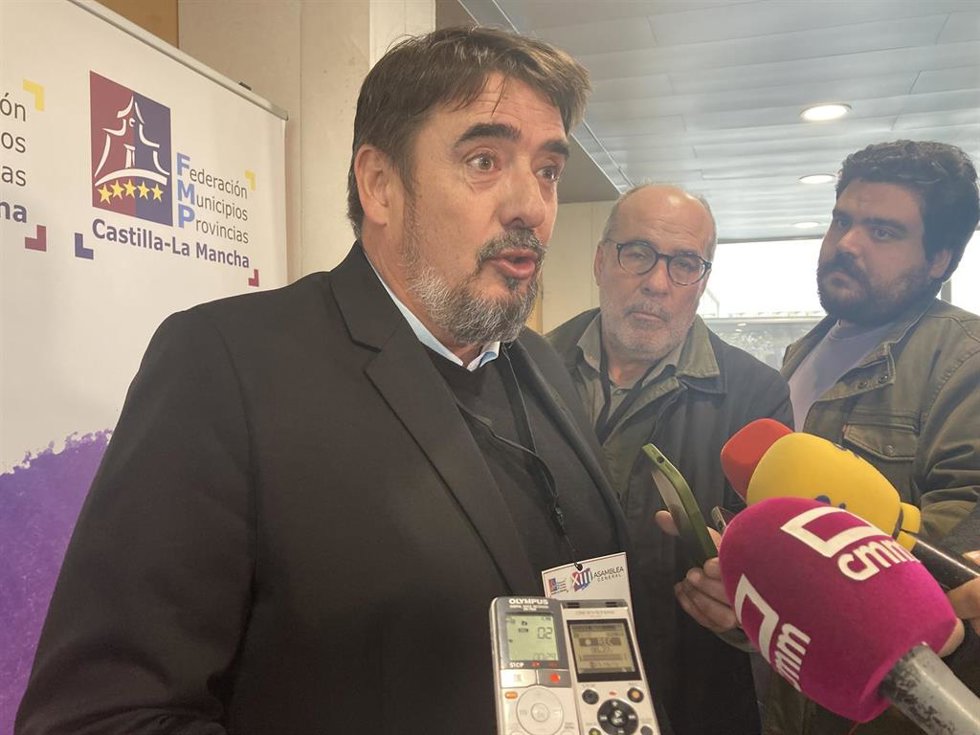 El alcalde de Marchamalo (Guadalajara), el socialista Rafael Esteban