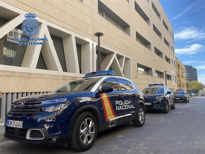 Archivo - Vehículo de la Policía Nacional en imagen de archivo