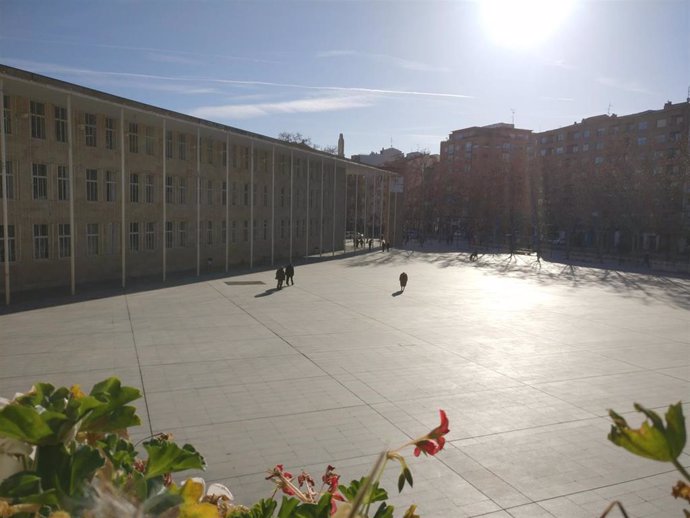 Archivo - Plaza del Ayuntamiento de Logroño