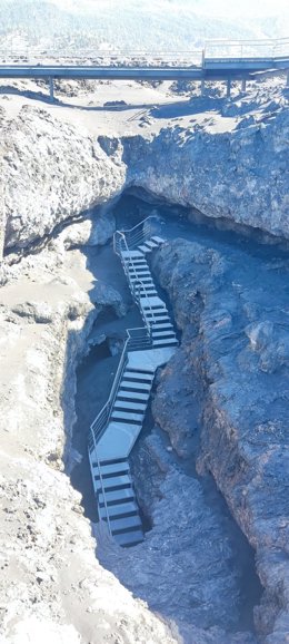 El Servicio De Medio Ambiente Del Cabildo De La Palma Trabaja En La Próxima Reapertura Del Tubo Volcánico Cueva De Las Palomas, Un Objetivo Para El Que Se Están Desarrollando Distintas Labores Para Garantizar La Seguridad De Guías Y Visitantes