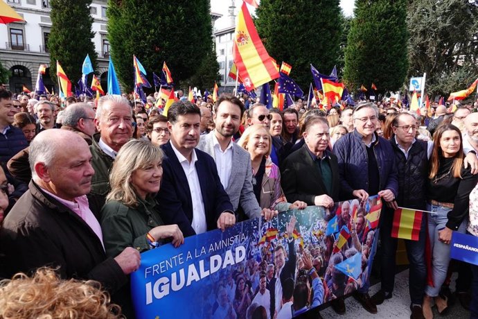 Manifestación contra la amnistía convocada por el PP.