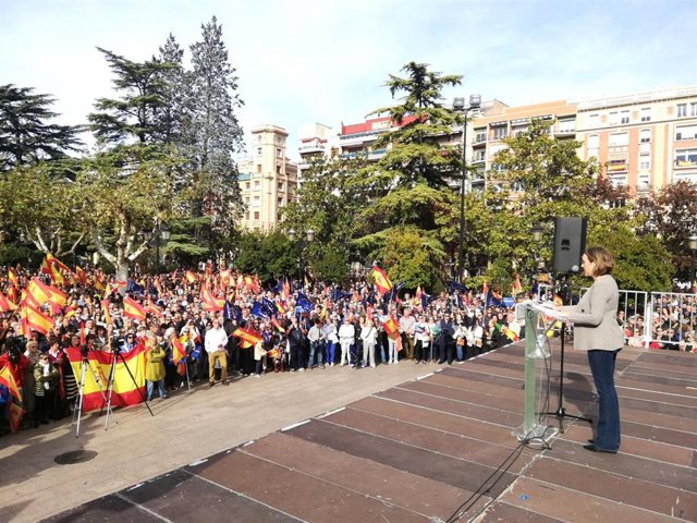 Cuca Gamarra, durante la concentración