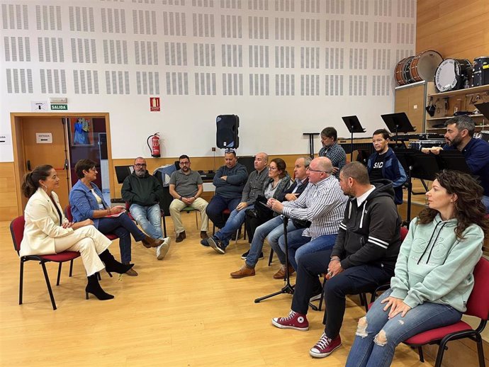 Reunión con músicos de la Banda Municipal de Música de Música.