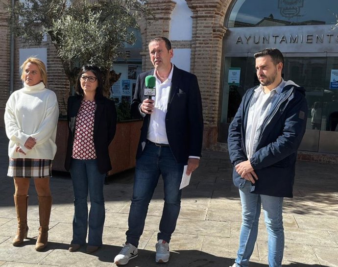 PSOE va a solicitar en la institución que en los presupuestos de las próximas anualidades incluya partidas específicas encaminadas a las rehabilitaciones y revitalizaciones de los centros históricos de los municipios menores de 20.000 habitantes.