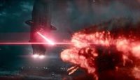 La guerra estalla en el brutal tráiler de Rebel Moon, la ultraviolenta Star Wars de Zack Snyder para Netflix