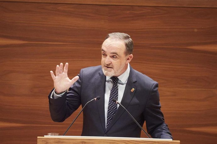 Archivo - El presidente de UPN y portavoz en el Parlamento de Navarra, Javier Esparza.