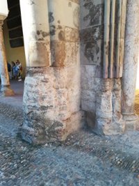 Luz verde a la restauración de un machón en la galería del Patio de los Naranjos de la Mezquita de Córdoba
