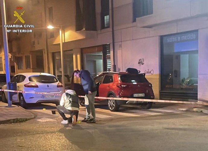 Detenido un joven que robó un patinete y apuñaló a su dueño en una calle de Pinto