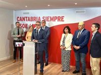 Zuloaga dice que los dos diputados del PSC votarán la investidura de Sánchez "con mucho orgullo"