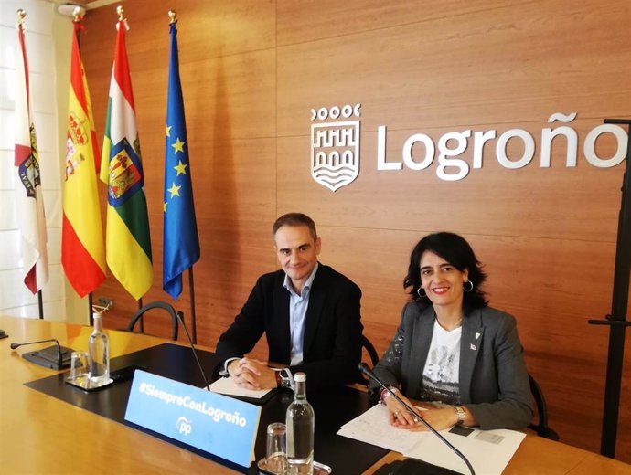 Miguel Sáinz y Patricia Sáinz, en la rueda de prensa