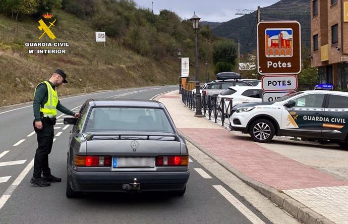 Rdo. Nota De Prensa Guardia Civil (4 Detenciones Y 64 Denuncias Durante Las Fiestas Del Orujo En Potes)