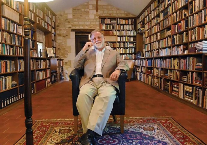 El escritor Alberto Manguel