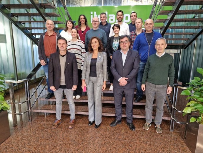 La consejera Garamendi visita las instalaciones de Itelazpi con motivo de su vigésimo aniversario