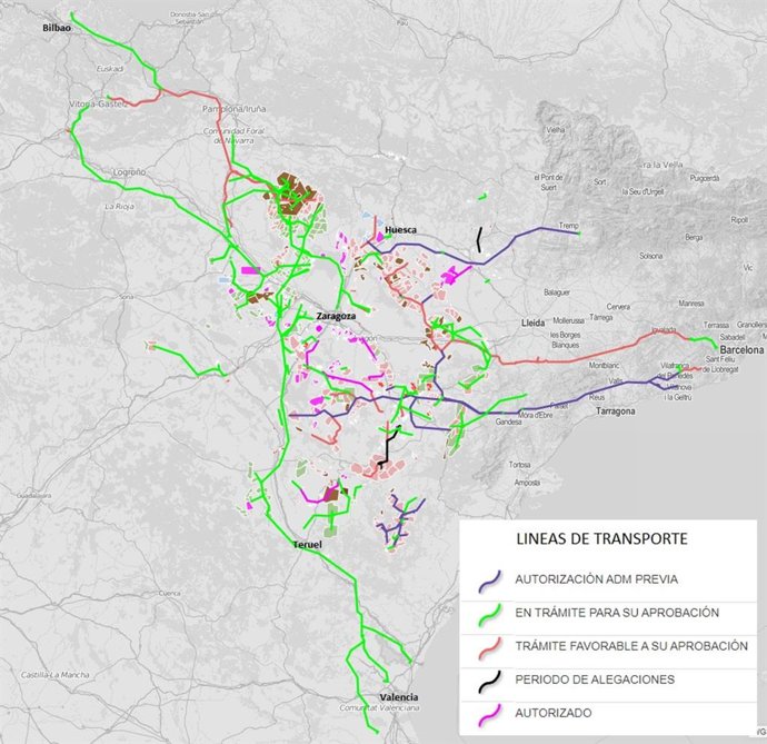 Ecologistas en Acción dice que la mayoría de los proyectos de energías renovables aprobados en Aragón, dependen de otros proyectos de grandes líneas de transporte de electricidad promovido por empresas hacía Cataluña, Comunidad Valenciana y País Vasco
