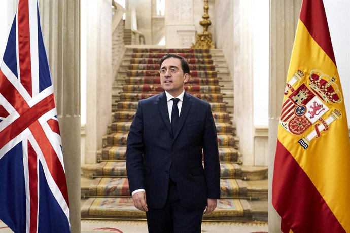 Archivo - El ministro de Asuntos Exteriores, Unión Europea y Cooperación, José Manuel Albares, a su llegada para reunirse con su homólogo británico en el Ministerio de Asuntos Exteriores, Unión Europea y Cooperación, a 14 de diciembre de 2022, en Madrid