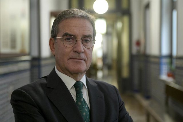 Archivo - El nuevo presidente del Tribunal Superior de Xustiza de Galicia, José María Gómez y Díaz-Castroverde, antes de realizar su entrevista a Europa Press, en Galicia, a 27 de septiembre de 2019.
