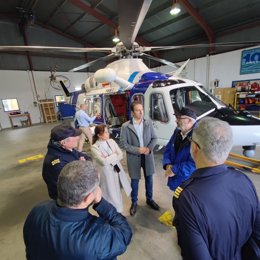 El conselleiro do Mar, Alfonso Villares, visita la base del Servizo de Gardacostas de Galicia en Celeiro, Viveiro (Lugo).