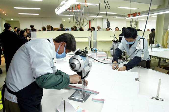 Archivo - Fábrica en Corea del Sur