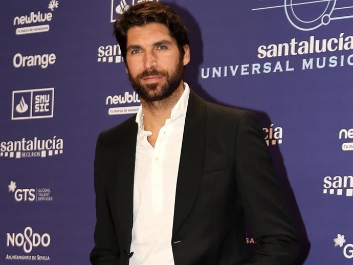 Cayetano Rivera durante la alfombra roja de la gala 'El Flamenco es Universal'