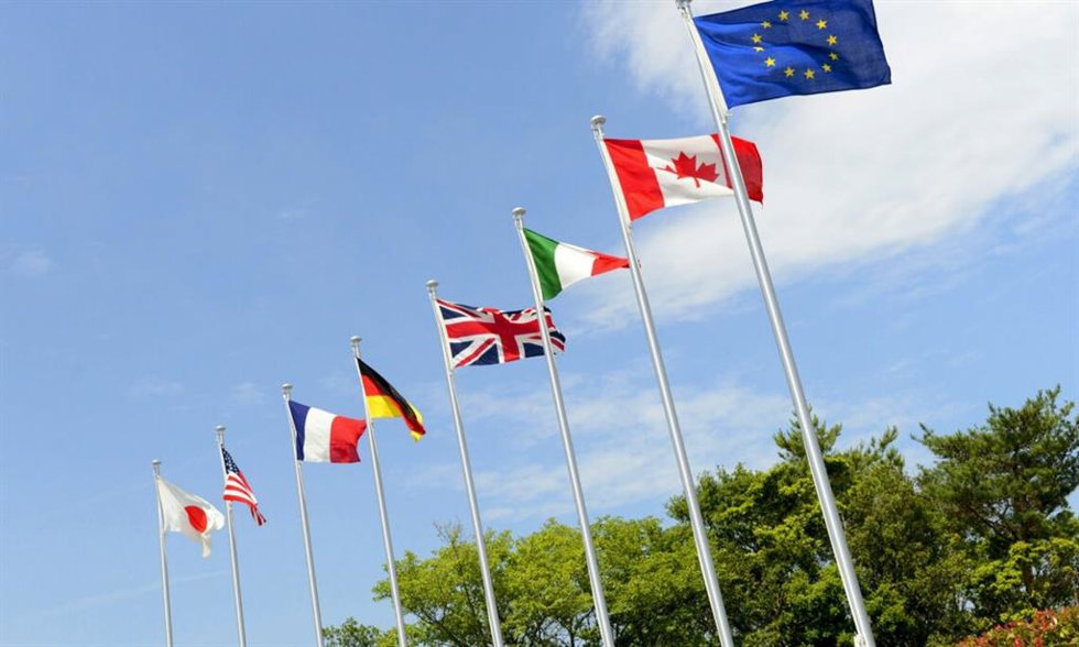 Archivo - Banderas de la Cumbre del G7