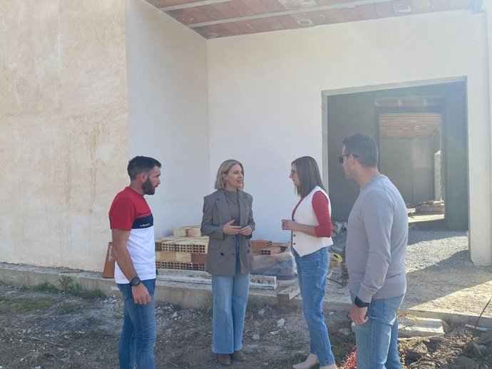 La Diputación invierte a través del PFEA más de 67.000 euros en las obras del tanatorio de Árchez