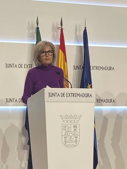 La portavoz de la Junta de Extremadura, Victoria Bazaga, en rueda de prensa tras el Consejo de Gobierno autonómico