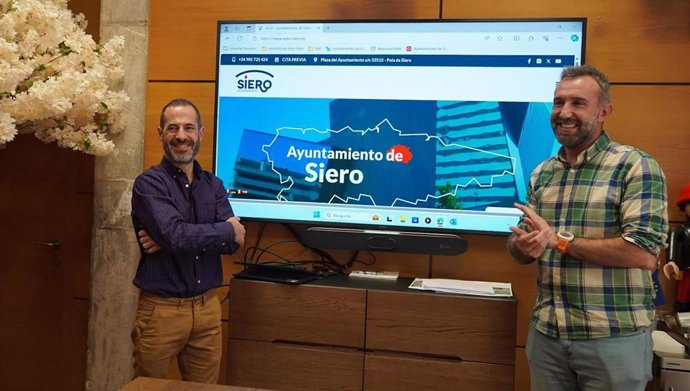 Angel García, A La Izquierda