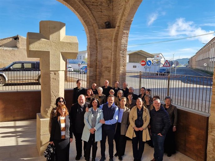El alcalde Alejandro Toquero inaugura el Humilladero de Tudela, una vez concluidas las obras de recuperación completa del edificio.