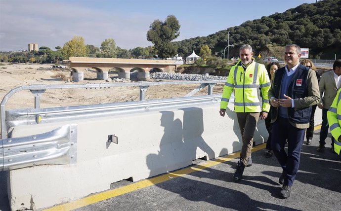 El consejero de Vivienda, Transportes e Infraestructuras, Jorge Rodrigo