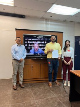 El viceministro de Agricultura de Costa Rica, Fernando Vargas; el presidente de Caporc, Luís Diego Rozas; el director general de Mercolleida, Miquel ngel Bergés, (en videoconferencia); y la directora ejecutiva de Caporc, Gabriela Bernes