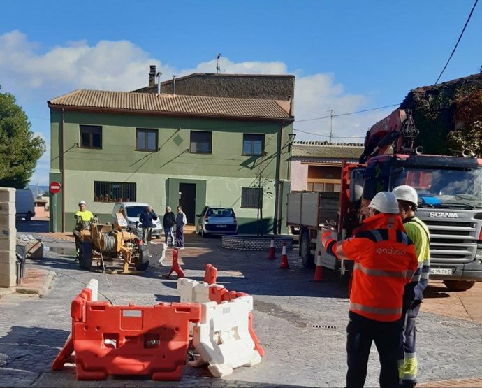 Endesa realiza una inversión de 220.000 euros para mejorar la calidad en Ejea de los Caballeros