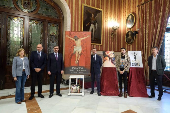 Presentación del cartel de los 450 años de la realización de la talla del Cristo de Burgos, de Sevilla.