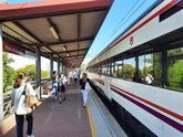 Foto: Renfe dispone siete trenes especiales entre Santa Justa y Fibes con motivo de la gala de los Grammy en Sevilla
