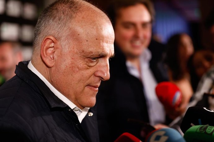 Archivo - El presidente de LaLiga, Javier Tebas, atiende a los medios. 