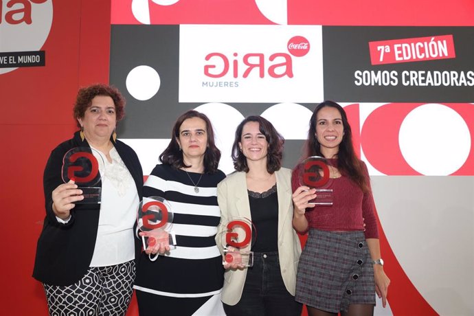Las cuatro ganadoras de la séptima edición de la GIRA Mujeres de Coca-Cola.