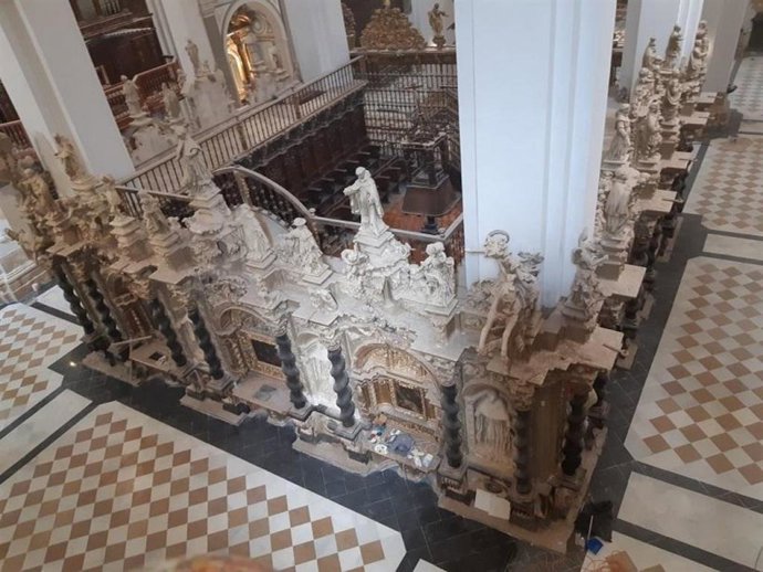 Los claustros de la Colegiata de Santa María de Calatayud reabren tras su rehabilitación.
