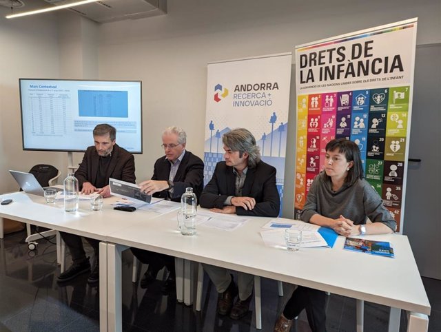 Un instant de la presentació de l'Observatori de la Infància 2023