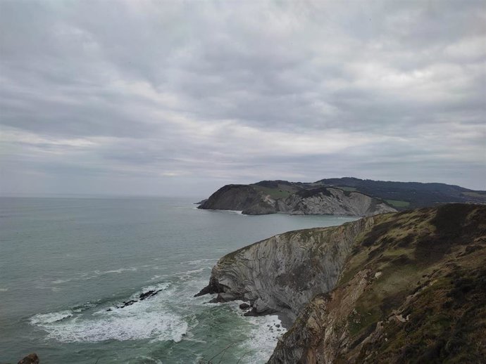 Archivo - Ambiente gris en Euskadi