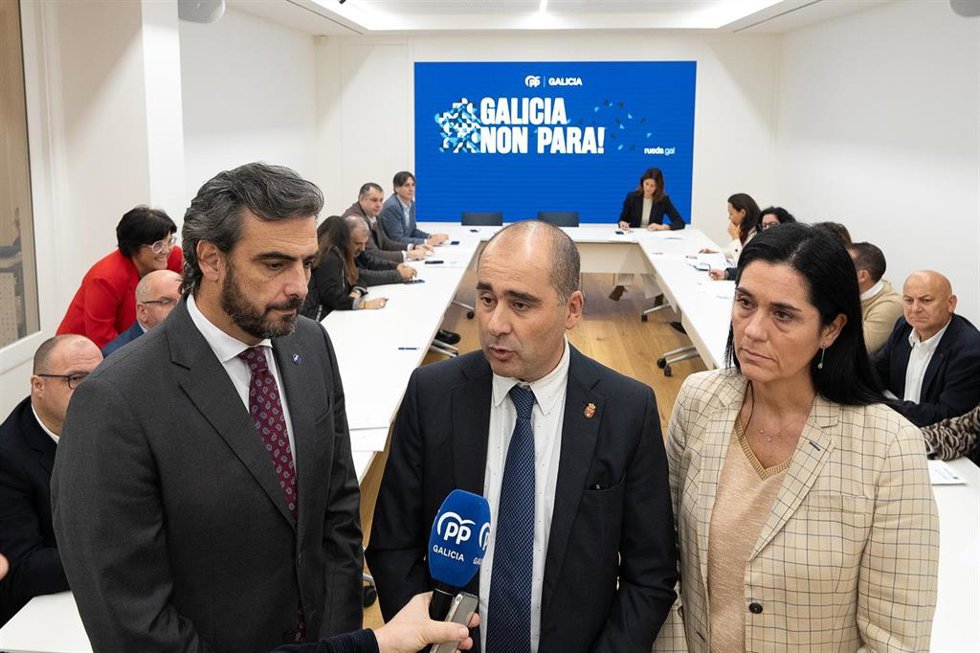 Diego Calvo, Héctor Corujo y Paula  Prado